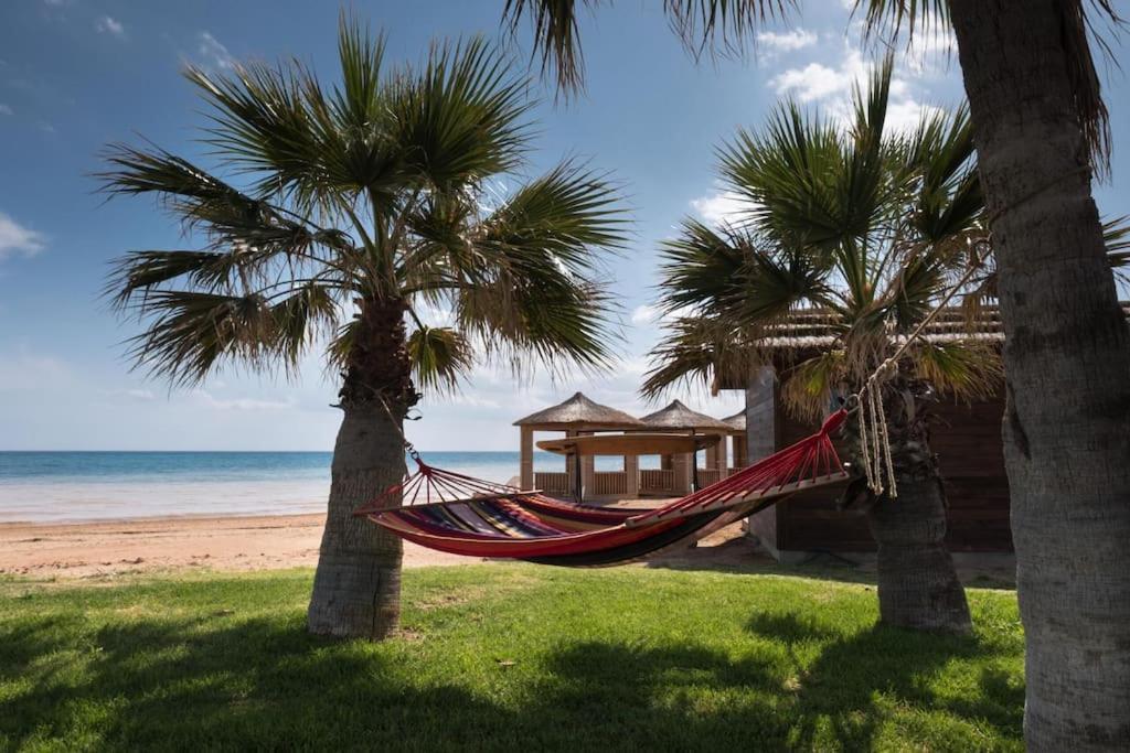 Private Beach Resort Cyprus Vokolidha Екстериор снимка