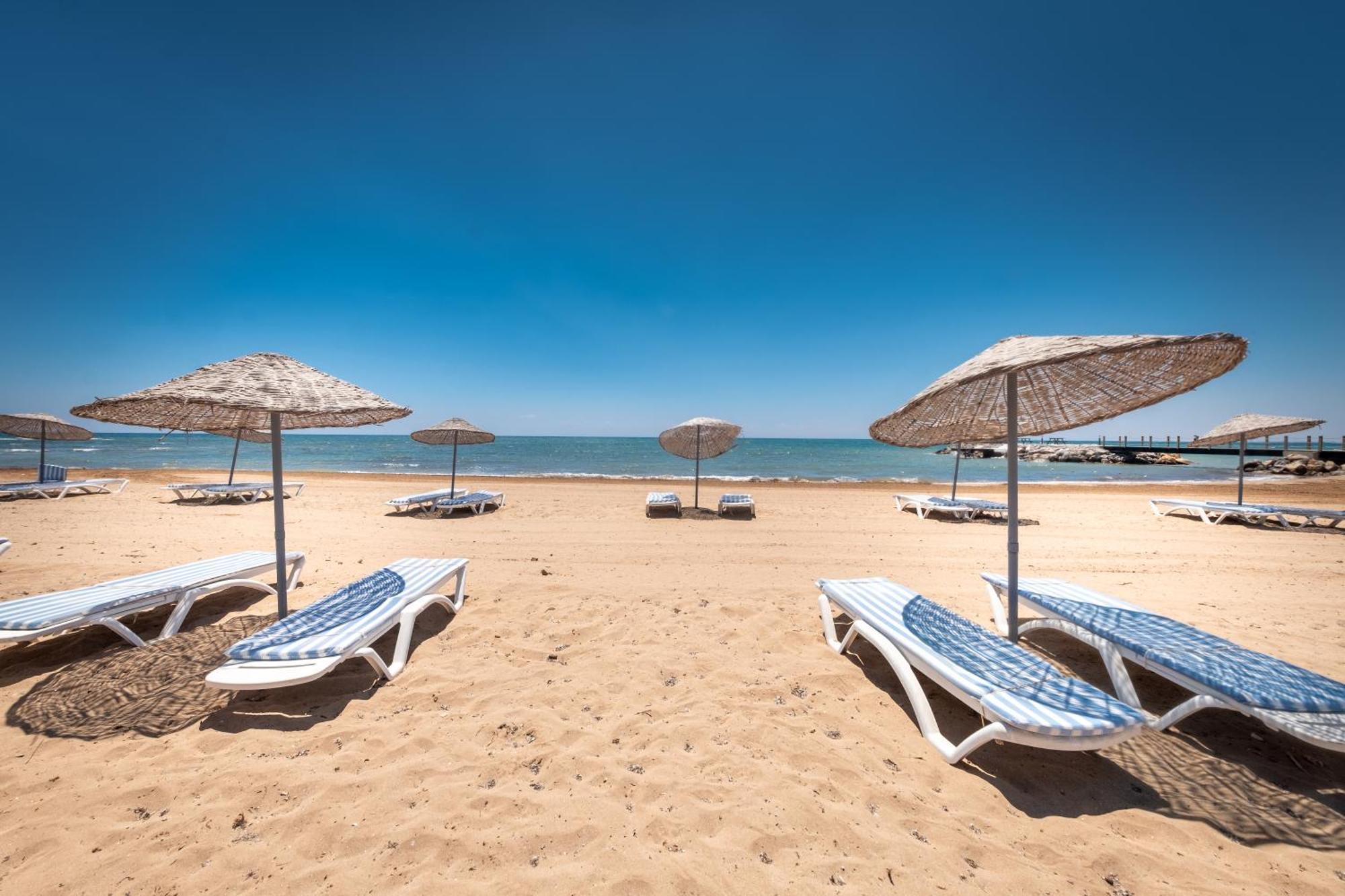 Private Beach Resort Cyprus Vokolidha Екстериор снимка